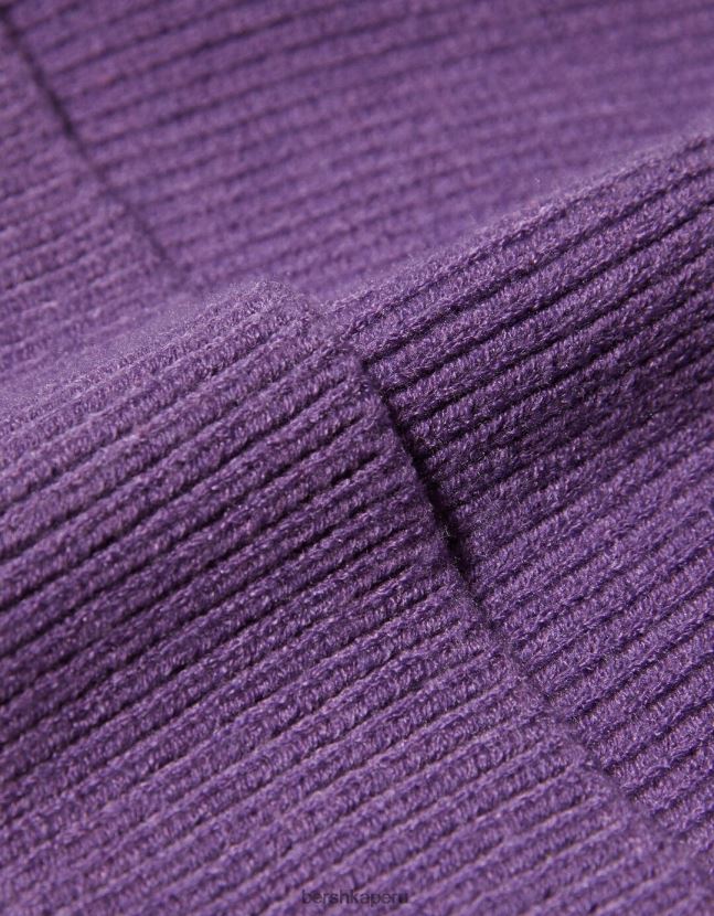 Violeta Bershka hombres gorro corto 806J6B3619