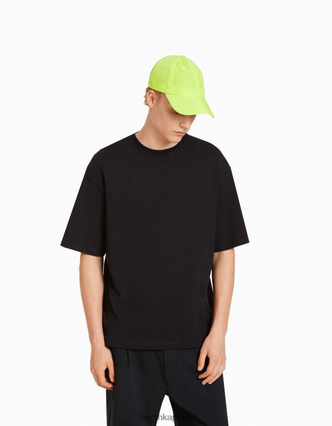 cal Bershka hombres gorro de nailon técnico 806J6B3614