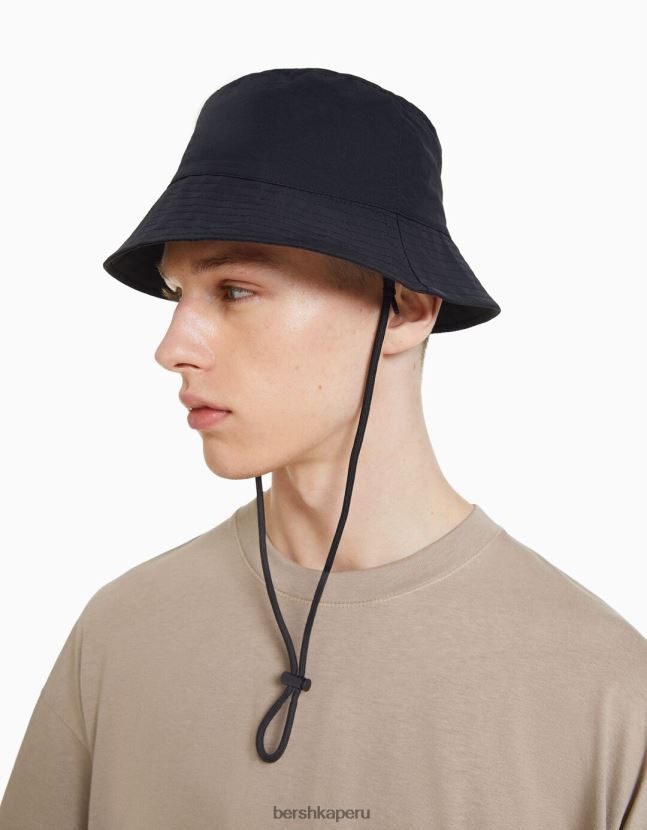 negro Bershka hombres sombrero de lluvia de nailon con correas 806J6B3612