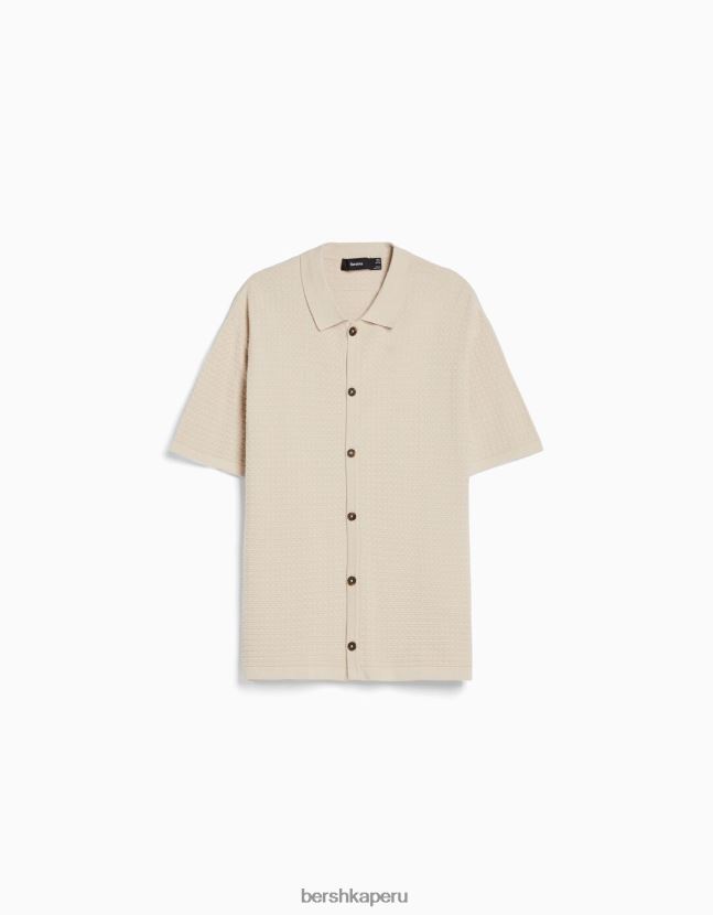 crema Bershka hombres conjunto de camisa de punto texturizado y bermudas 806J6B3440
