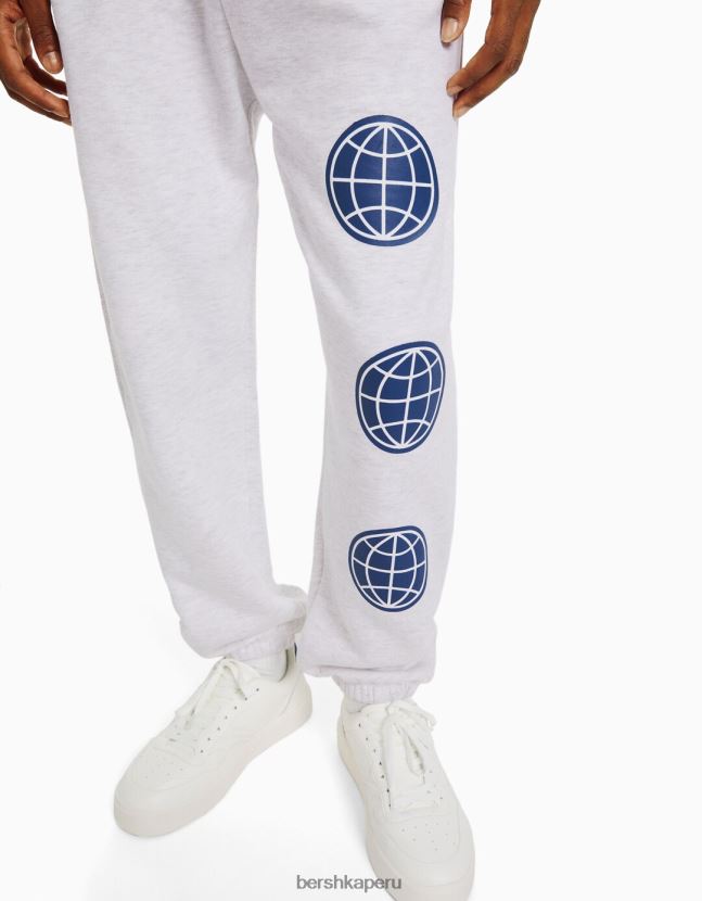 gris Bershka hombres conjunto de sudadera y pantalón con estampado de felpa 806J6B3411