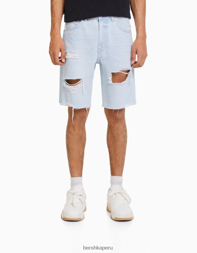 azul claro Bershka hombres bermudas de mezclilla rasgadas slim fit 806J6B3304
