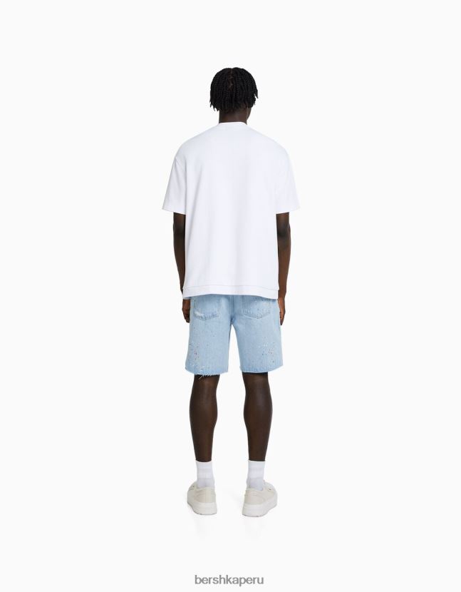 azul claro Bershka hombres bermudas de mezclilla rota con salpicaduras de pintura 806J6B3331