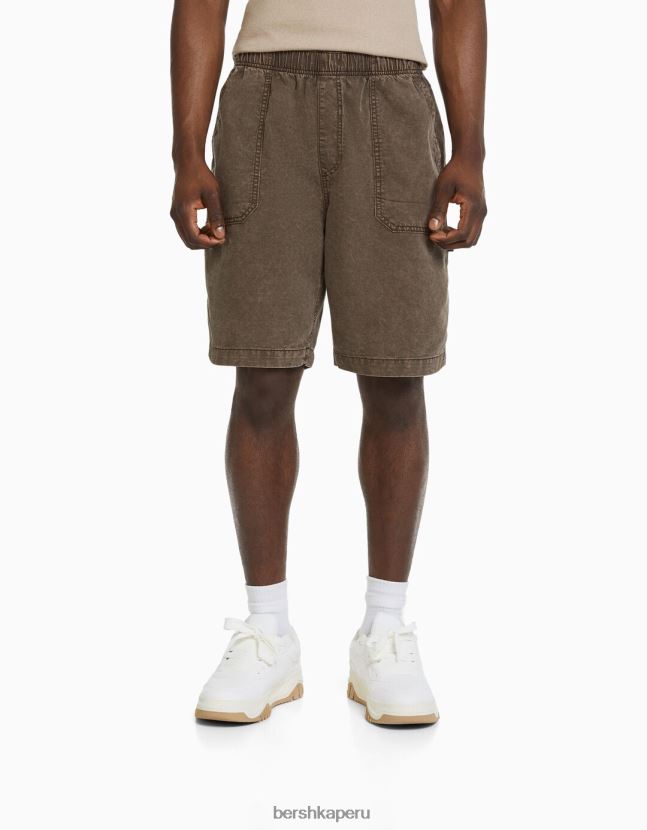 camello Bershka hombres bermudas jogger de mezcla de algodón y lino 806J6B3359