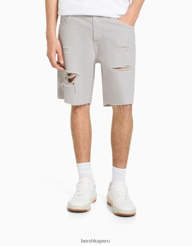 gris Bershka hombres bermudas de mezclilla con rotos de colores 806J6B3309