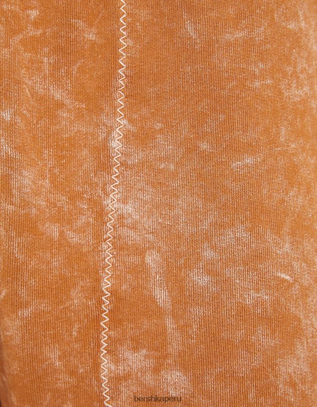 naranja oscuro Bershka hombres bermudas de algodón con efecto desteñido 806J6B3313