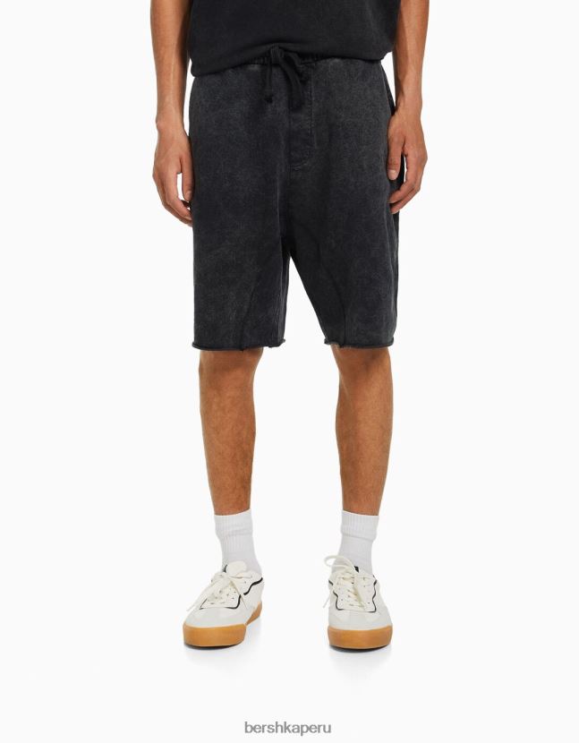 negro Bershka hombres bermudas felpa descolorida 806J6B3361