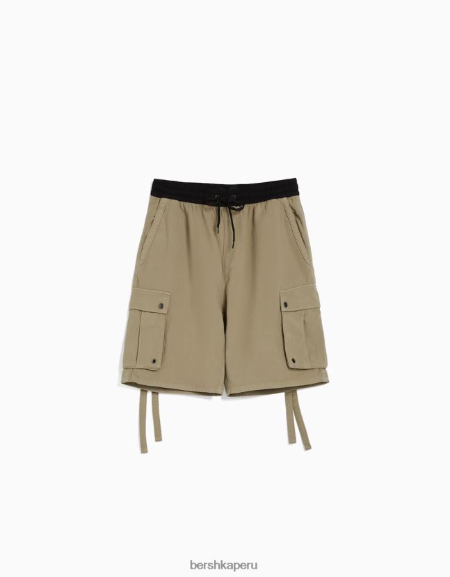 camello Bershka hombres bermudas cargo de algodón con tirantes 806J6B3284