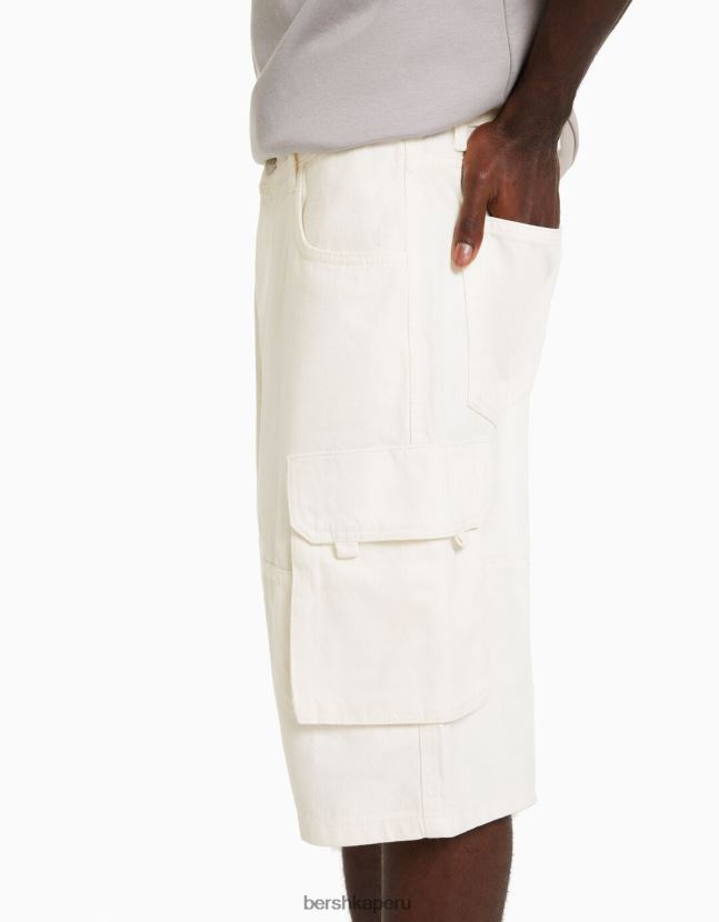 crema Bershka hombres bermudas holgadas tipo cargo 806J6B3289