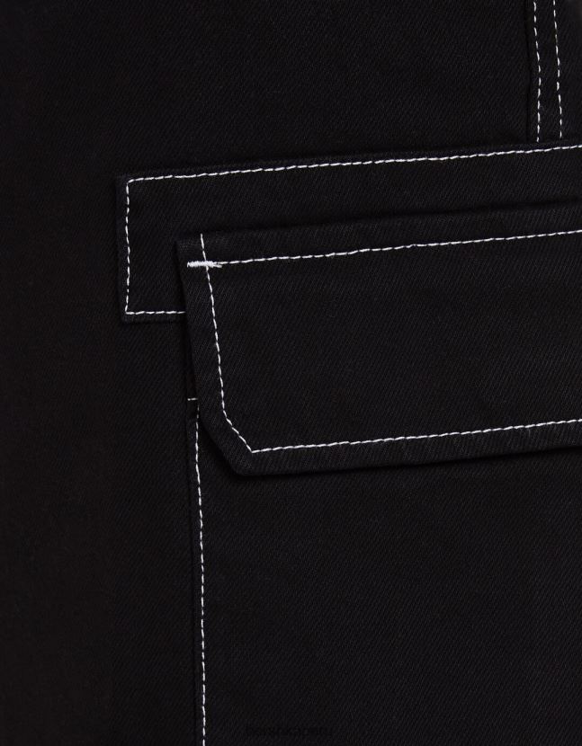 negro Bershka hombres bermudas cargo con hilos en contraste 806J6B3286