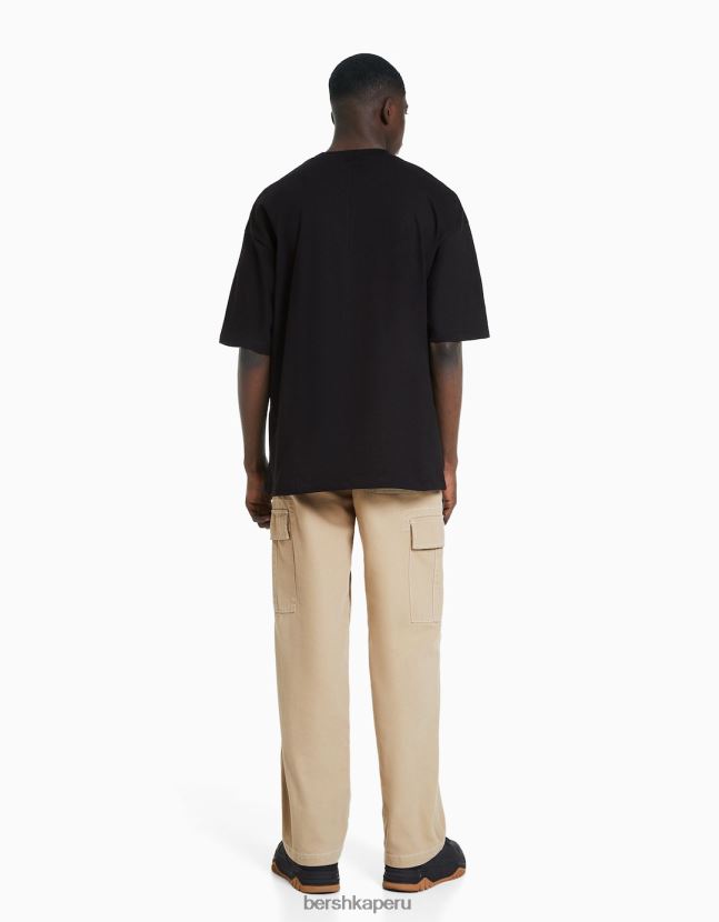 camello Bershka hombres pantalones cargo de pernera ancha con costuras en contraste 806J6B3258