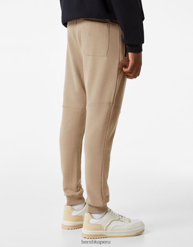 camello Bershka hombres pantalones deportivos de felpa con costuras 806J6B3218