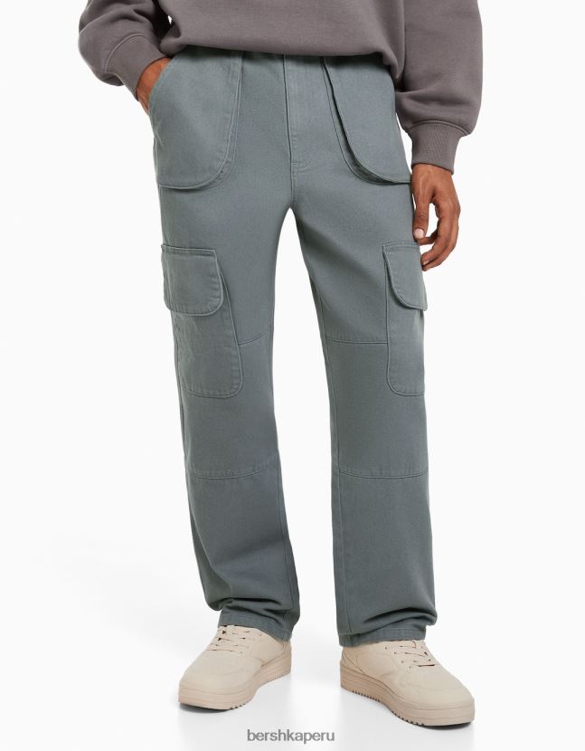azul Bershka hombres jeans cargo con múltiples bolsillos 806J6B3187