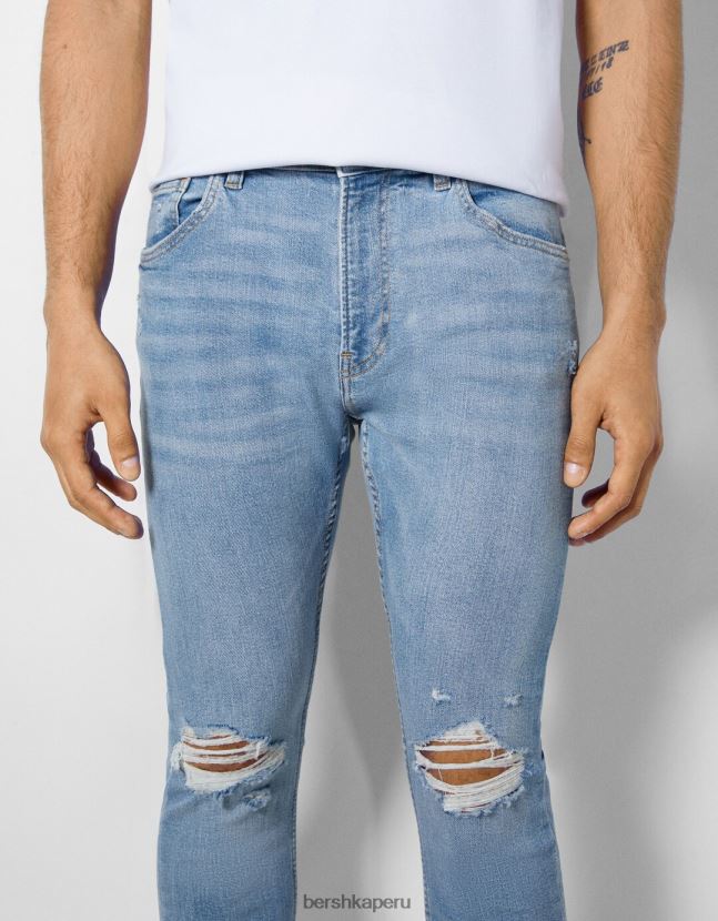 azul claro Bershka hombres vaqueros muy ajustados con rotos 806J6B3167