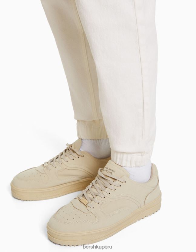 blanco Bershka hombres vaqueros jogger de colores 806J6B3156