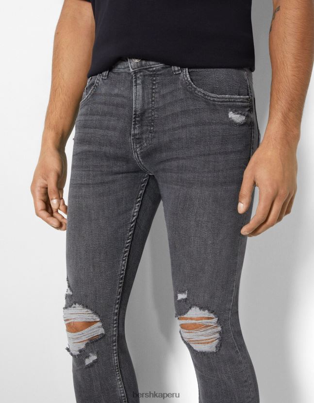 gris oscuro Bershka hombres vaqueros muy ajustados con rotos 806J6B3169
