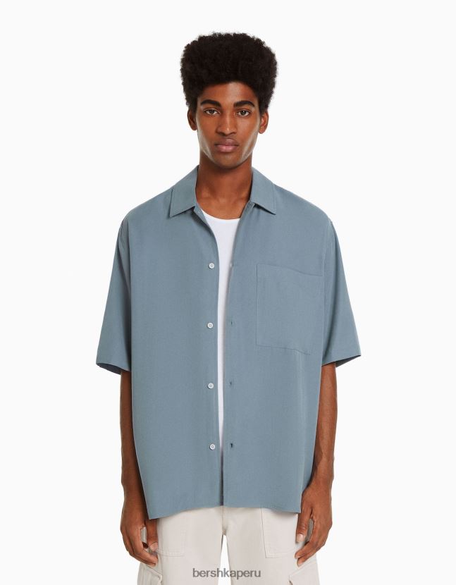 azul claro Bershka hombres camisa de manga corta con corte holgado 806J6B2906