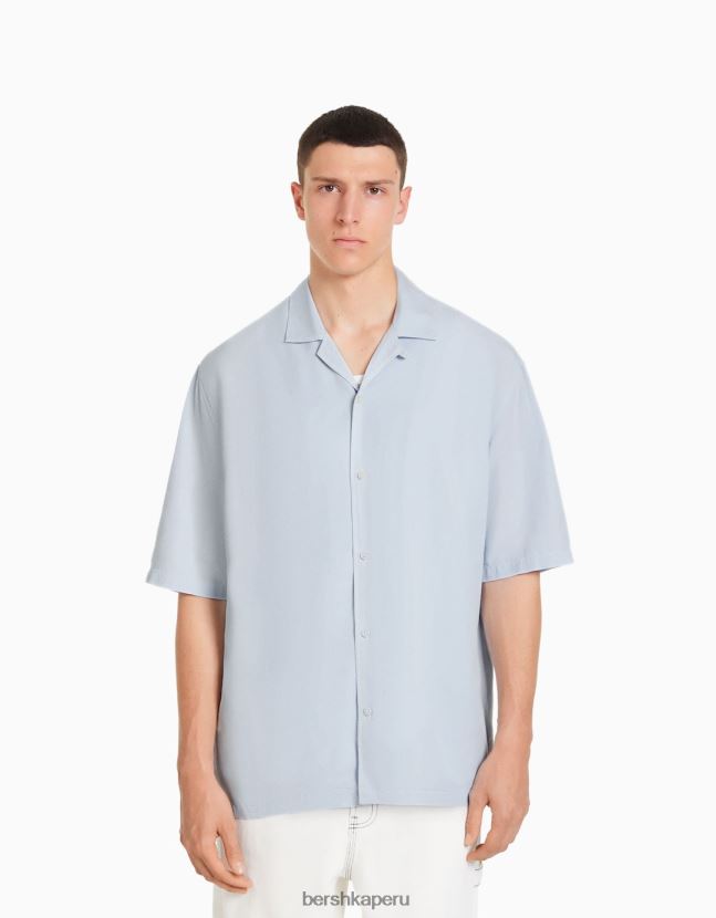 azul claro Bershka hombres camisa rústica holgada de manga corta 806J6B2942