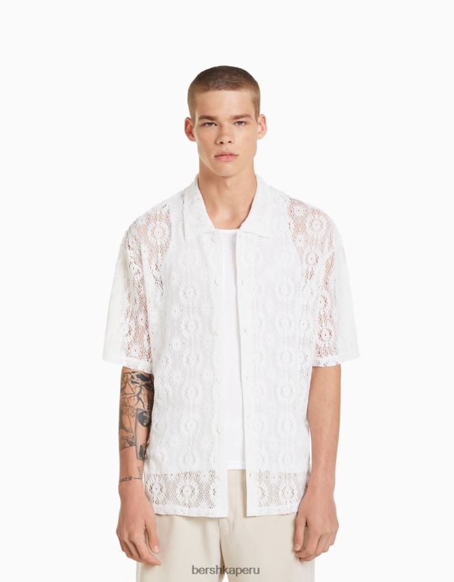 blanco Bershka hombres camisa de crochet de manga corta 806J6B2877