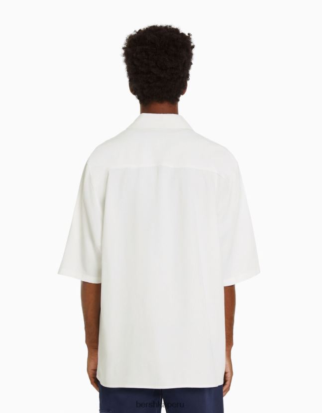 blanco Bershka hombres camisa de manga corta con corte holgado 806J6B2904