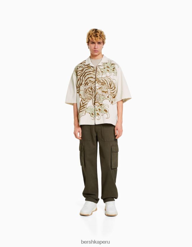 blanco Bershka hombres camisa de manga corta con tigre bordado 806J6B2887