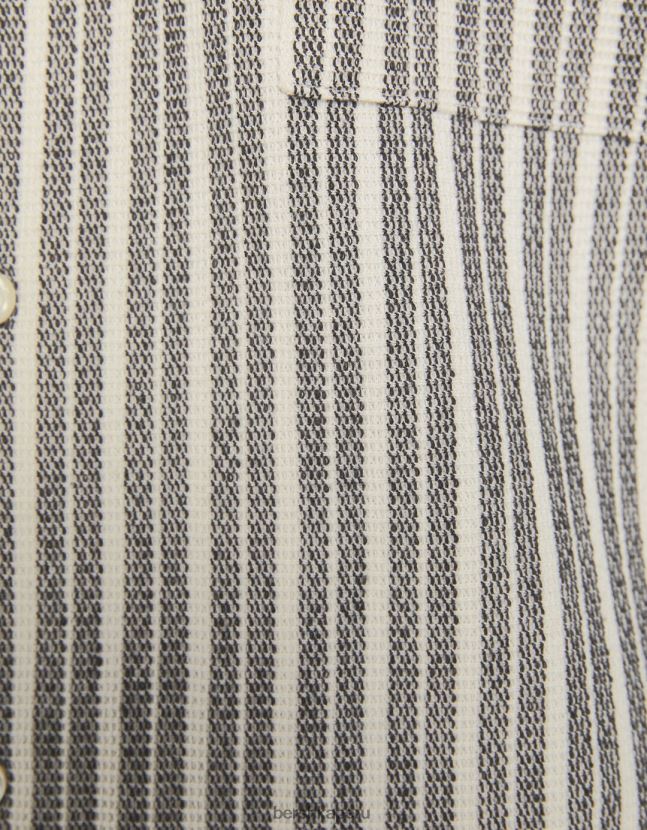 blanco negro Bershka hombres camisa de manga corta a rayas rústicas 806J6B2926