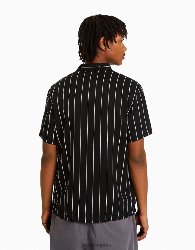 blanco negro Bershka hombres camisa de sarga a rayas de manga corta 806J6B2930
