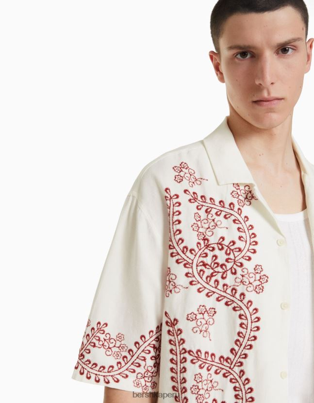 blanquecino Bershka hombres camisa de manga corta bordada con lino 806J6B2858