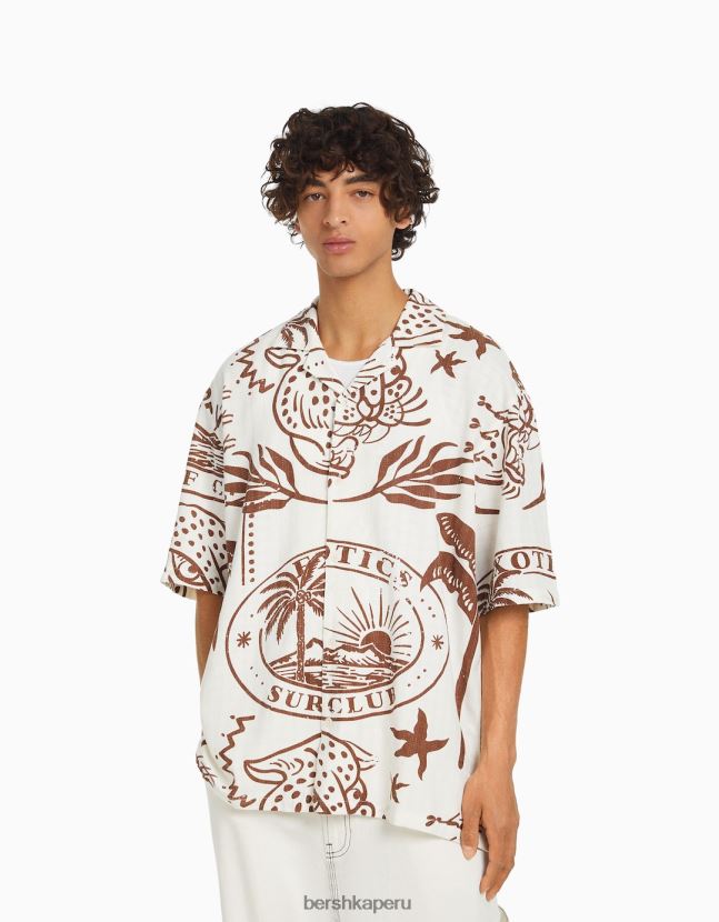 blanquecino Bershka hombres camisa de manga corta con estampado rústico 806J6B2889
