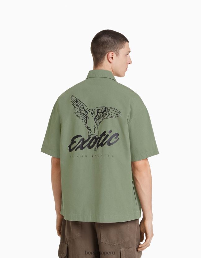 caqui Bershka hombres camisa estampada de manga corta de algodón 806J6B2876