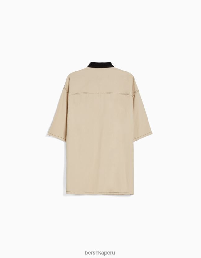 crema Bershka hombres camisa de trabajo de mezclilla de manga corta 806J6B2882