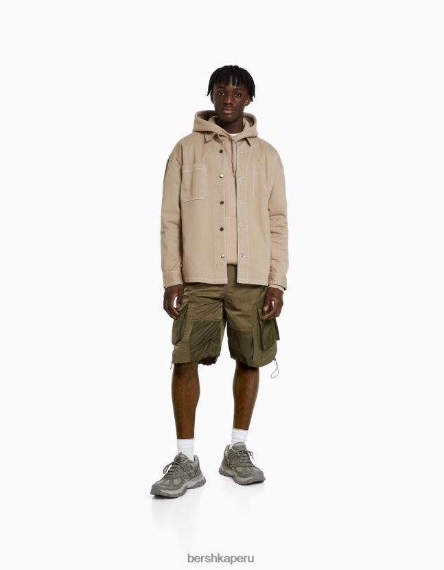 exclusivo Bershka hombres sobrecamisa de algodón con hilos en contraste 806J6B2936