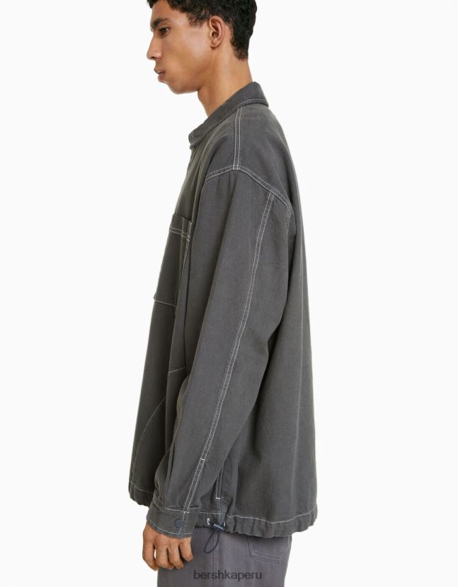 gris oscuro Bershka hombres sobrecamisa vaquera de manga larga con hilos en contraste y stoppers 806J6B2933