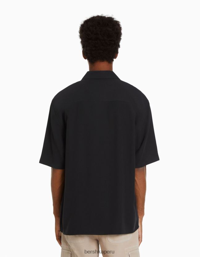 negro Bershka hombres camisa de manga corta con corte holgado 806J6B2903