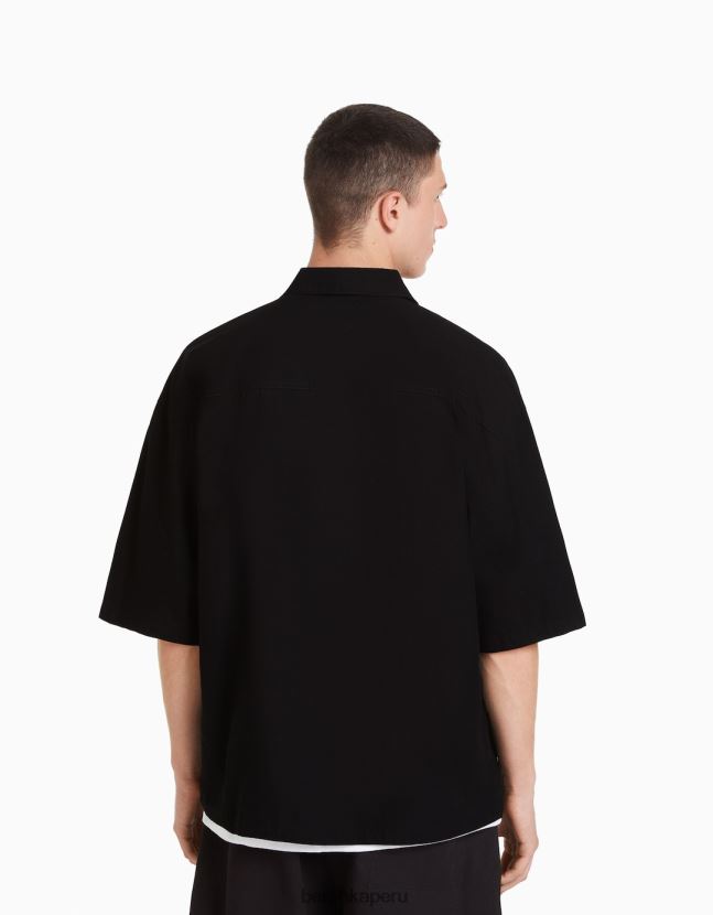 negro Bershka hombres camisa de manga corta con cremallera 806J6B2912