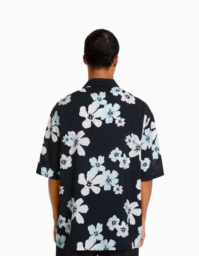 negro Bershka hombres camisa de manga corta con estampado floral 806J6B2891
