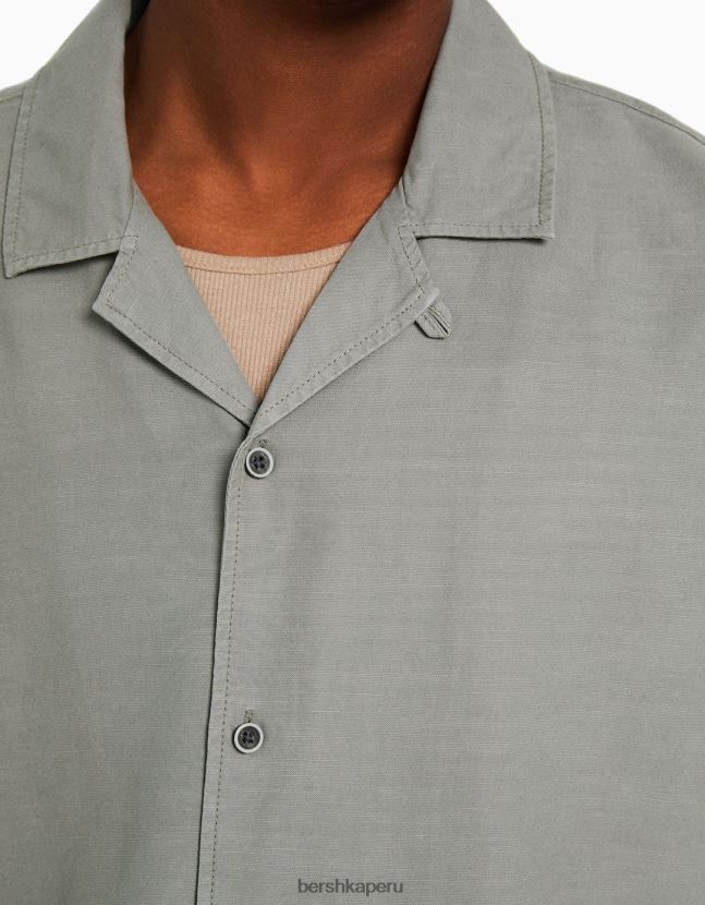 otro Bershka hombres camisa rústica holgada de manga corta 806J6B2944