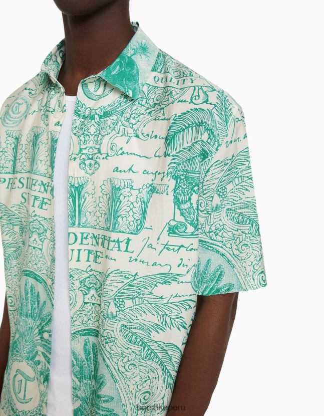 verde Bershka hombres camisa holgada de manga corta estampada 806J6B2866