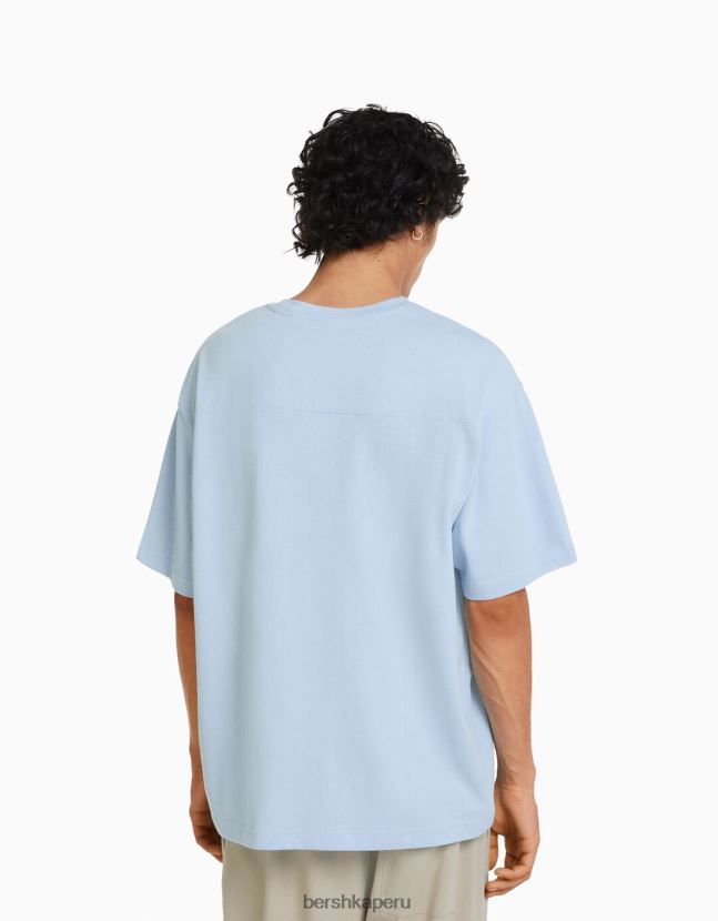azul claro Bershka hombres playera oversize de manga corta estampada 806J6B2686
