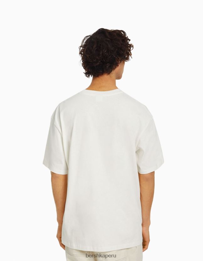 blanco Bershka hombres camiseta de manga corta con estampado 806J6B2677