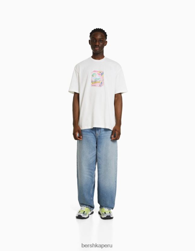 blanco Bershka hombres playera de manga corta con estampado boxy fit 806J6B2824