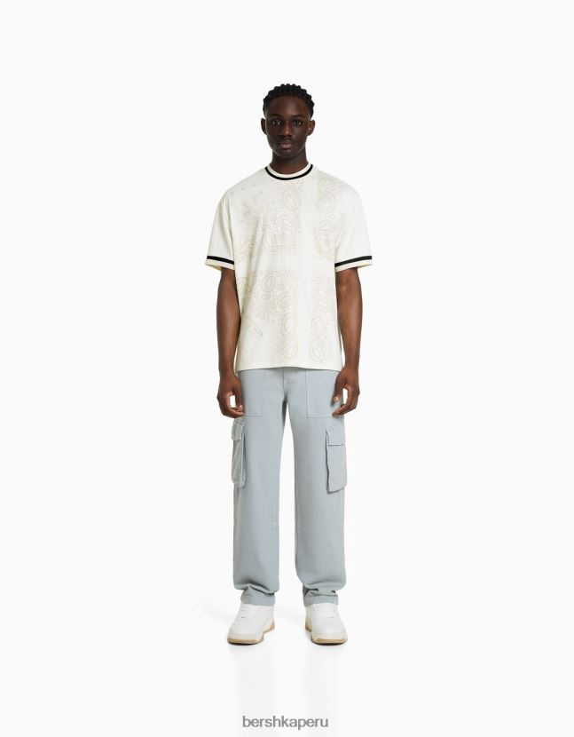 blanquecino Bershka hombres Camiseta de malla de manga corta extra holgada con estampado de cachemira 806J6B2635