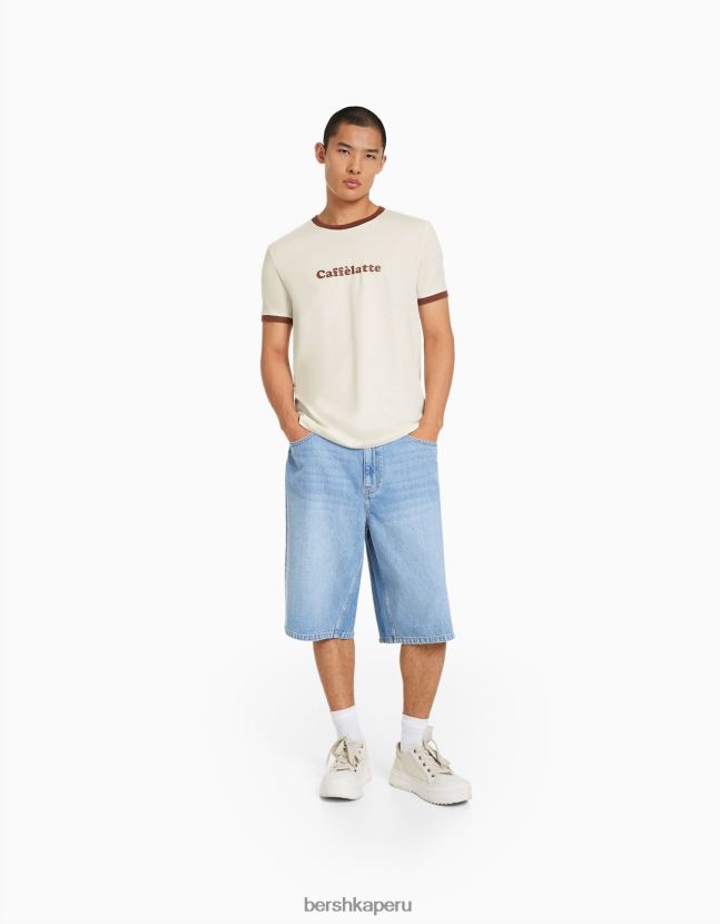 blanquecino Bershka hombres camiseta de manga corta con estampado regular fit 806J6B2644