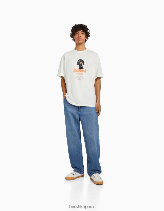 blanquecino Bershka hombres camiseta de manga corta con estampado regular fit 806J6B2721
