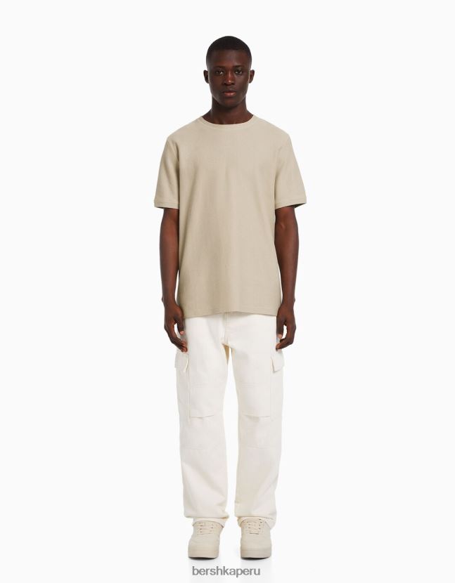 camello Bershka hombres camiseta texturizada de manga corta 806J6B2772