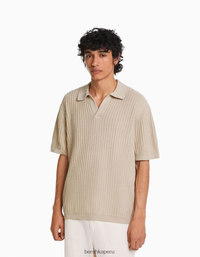 crema Bershka hombres polo de punto acanalado de manga corta 806J6B2801