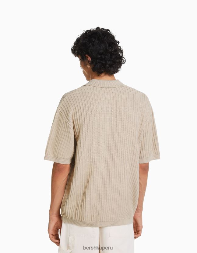 crema Bershka hombres polo de punto acanalado de manga corta 806J6B2801