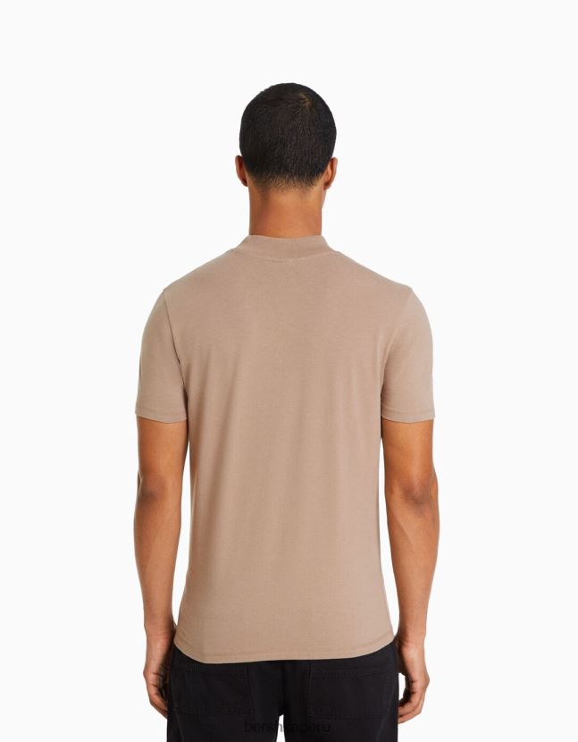 marrón Bershka hombres camiseta de manga corta con cuello alto 806J6B2744