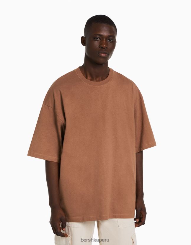 naranja oscuro Bershka hombres camiseta oversize de manga corta 806J6B2664