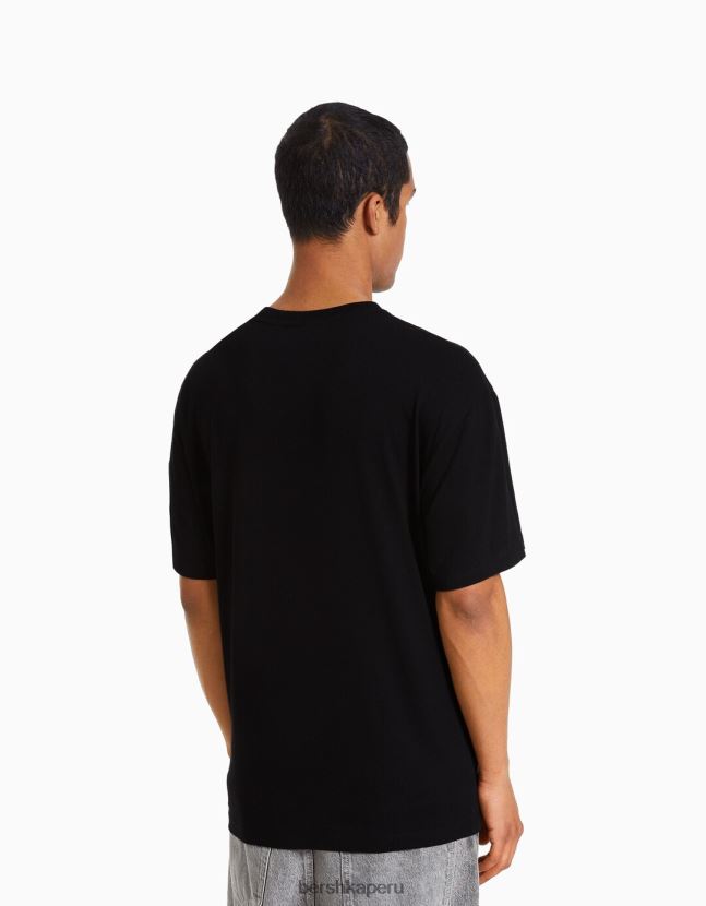 negro Bershka hombres camiseta boxy fit de manga corta con parches 806J6B2841